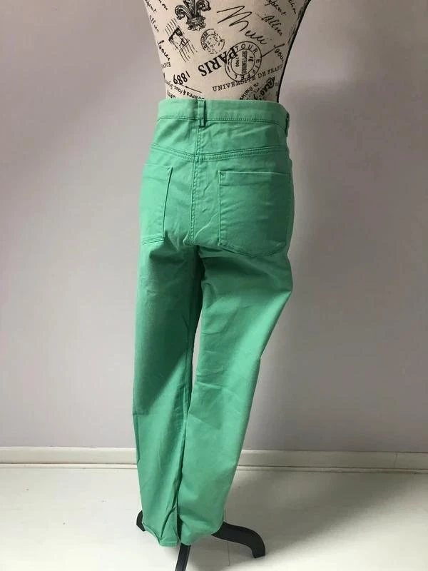 💚 Green straight pants – H&M – Size 44 – Good condition – photo 5